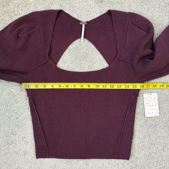 Free People Saffron Cutout Sweater Pomegranate Wine XS - Picture 8 of 9